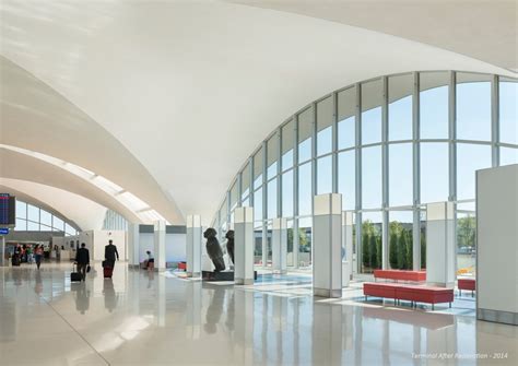 St. Louis-Lambert International Airport Main Terminal Renovation by exp ...