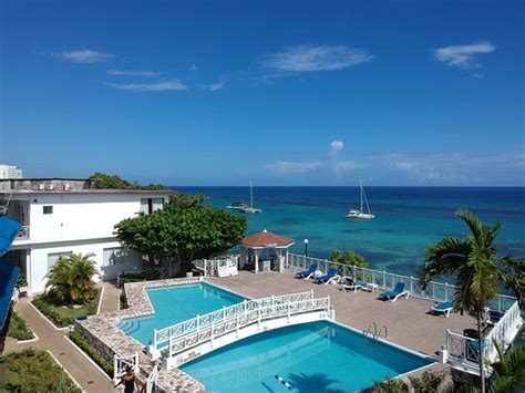 HIBISCUS LODGE HOTEL (Ocho Rios) - Hotel Reviews, Photos, Rate ...