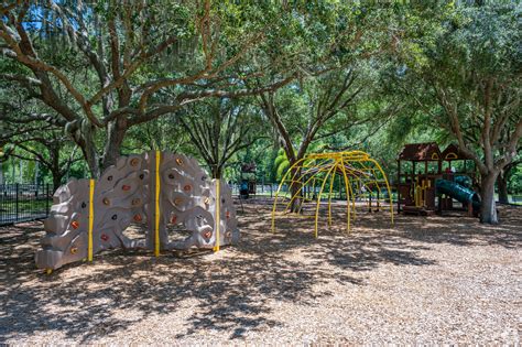 About FishHawk Ranch | Schools, Demographics, Things to Do - Homes.com