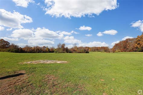 Westborough, MA City Guide | About Living in Westborough - Homes.com