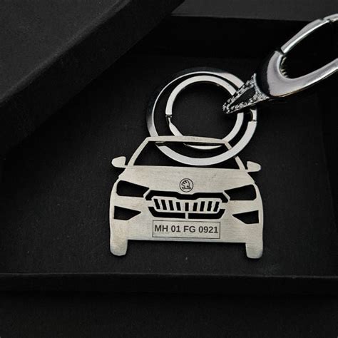 Personalised Skoda Slavia Keychain - Unique Car Gift – Foundation Gift