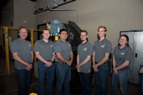 Top Senior Design Projects 的图像结果