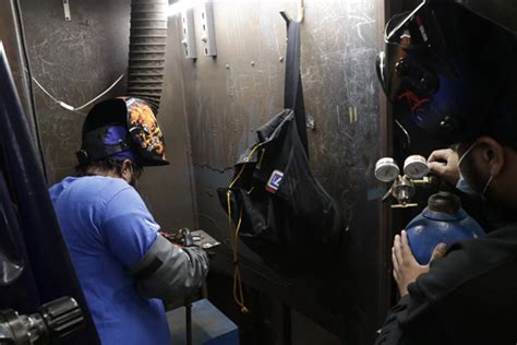 Welding Salary Trends 2025: Average Welder Pay & Outlook