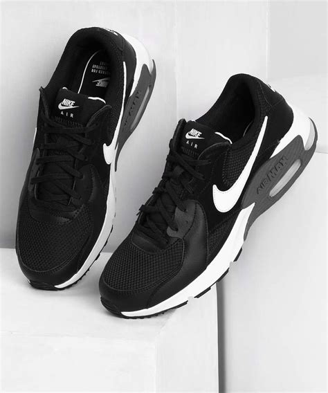 NIKE NIKE AIR MAX EXCEE Sneakers For Men - Buy NIKE NIKE AIR MAX EXCEE ...