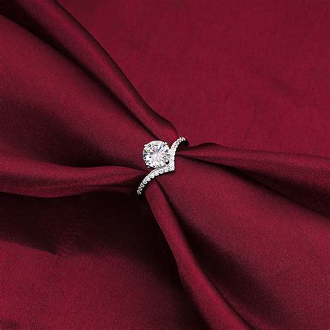 Buy Latest Silver Princesa Vanki Ring Design Jewellery for Women – GIVA ...