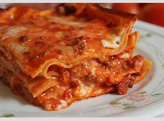 Lasagna al forno con besciamella e ragù: come renderla cremosa