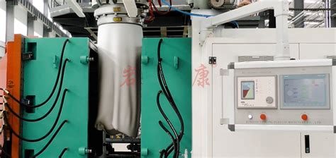 中空吹塑机升温过高会有什么影响_青岛岩康塑料机械