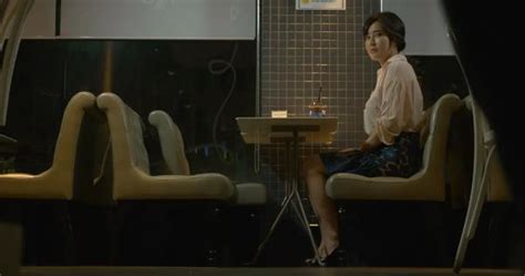 韩国电影《妈妈的朋友3》少年趁着妈妈没在家恋上妈妈的朋友 - 哔哩哔哩