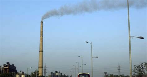 Carbon dioxide levels breach 400 ppm mark again – and are likely to ...