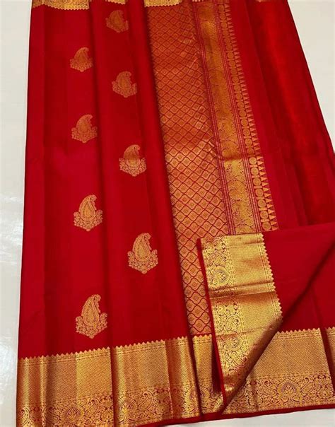 Red Banarasi Soft Silk Saree With Zari Weaving Work – Sareewave