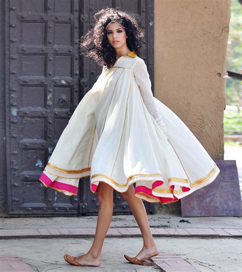 Buy Designer IVORY AND GOLD KALI DRESS | Khara Kapas