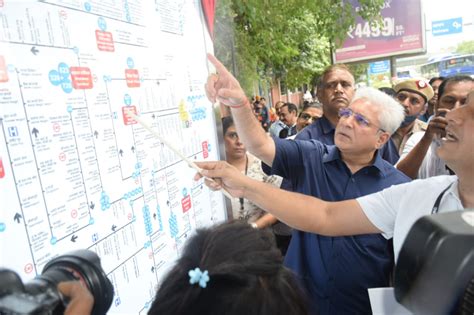 दिल्ली में मेट्रो स्टेशनों की तर्ज पर बस स्टॉप पर लगेंगे रूट मैप ...