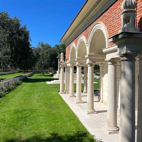 CIMETIÈRE MILITAIRE DE BÉTHUNE (2026) All You Need to Know BEFORE You ...