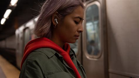 Can you use AirPods with Android? | Livingetc