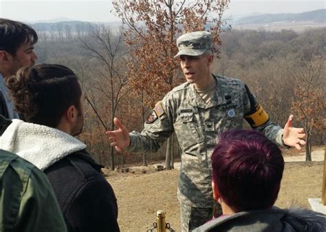 USO stars visit DMZ in Korea | Article | The United States Army