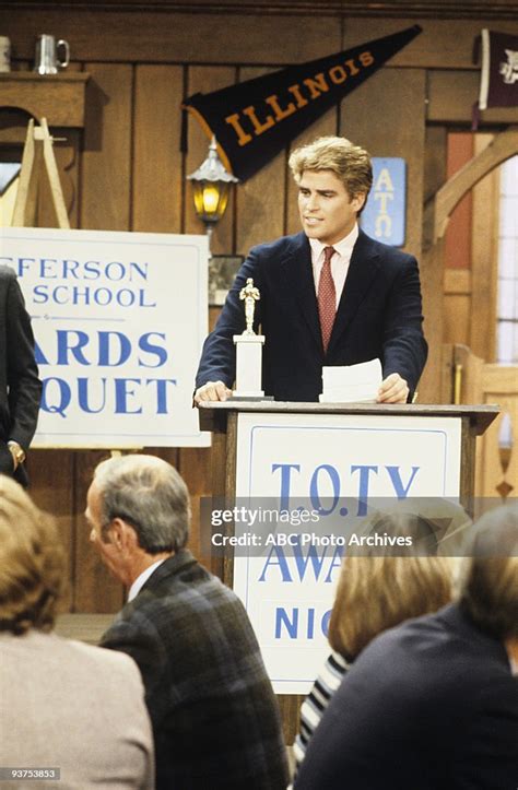 DAYS - "And the Winner Is" 12/30/80 Ted McGinley, Extras News Photo ...