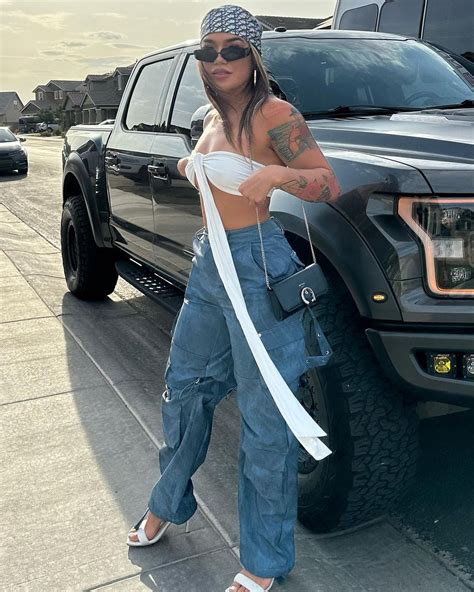 Tracy C. : r/mmababes