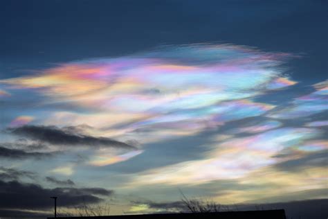Iridescent Clouds Magic In The Air: Cloud Iridescence Explained