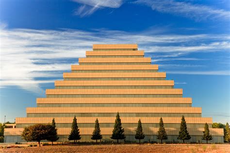 Pyramid Building In California Columbus Tower Sentinel Building