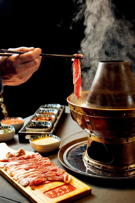 北平三兄弟涮肉，地道老北京炭火铜锅涮肉