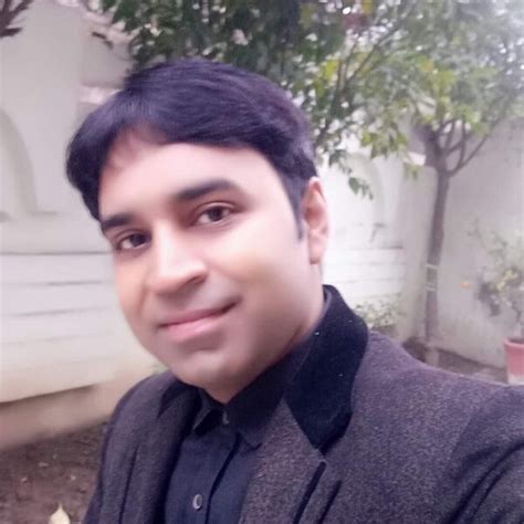 Amit - English teacher in Jammu - ₹1366/h