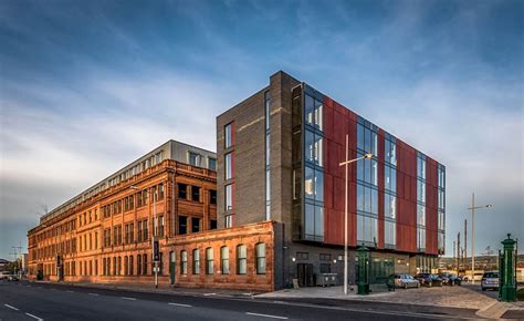 TITANIC HOTEL BELFAST (Northern Ireland) - Hotel Reviews, Photos, Rate ...