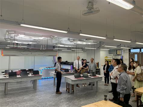 Visit by the HKAGE and members of the Curriculum Development Council ...