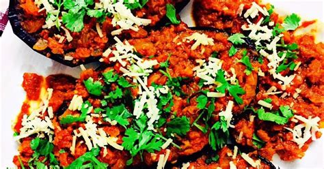 Eggplant Boat Recipe by Sharuna Nanwani - Cookpad