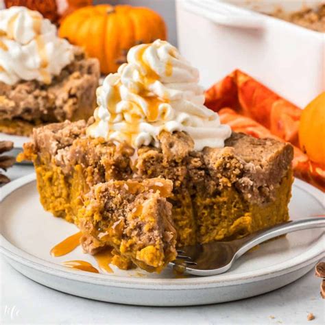Easy Pumpkin Pie Dump Cake With Spice Cake Mix | Easy pumpkin pie ...