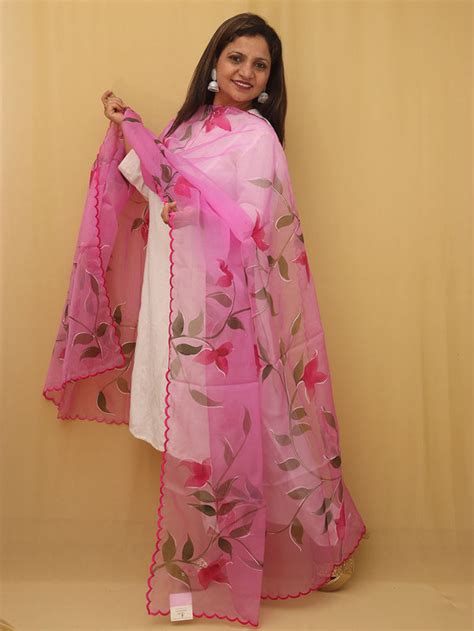 Pink Hand Painted Organza Silk Scalloped Border Dupatta - Luxurionworld