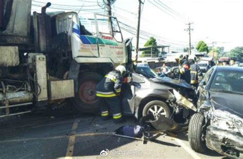 台北发生重大车祸 致4死9伤22车受损_图片频道__中国青年网
