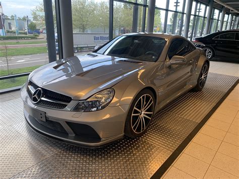 SL65 Black Series chilling in the used car section : r/AMG