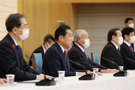 政治 的图像结果