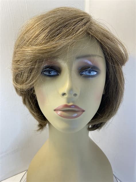Beautiful light brown designer wig. Brms5003 – Wigbank