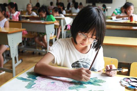 葛馨瑜同学荣获2022年上海市学生绘画书法摄影作品比赛和展览普陀区选拔赛中学组绘画 三等奖