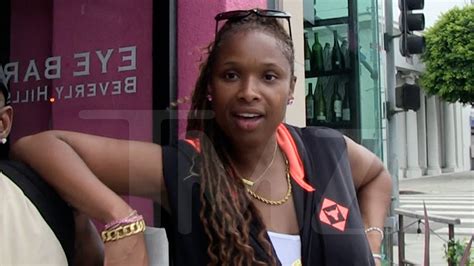 Jennifer Hudson Talks Romance Rumors with Common, 'He's A Beautiful Man ...