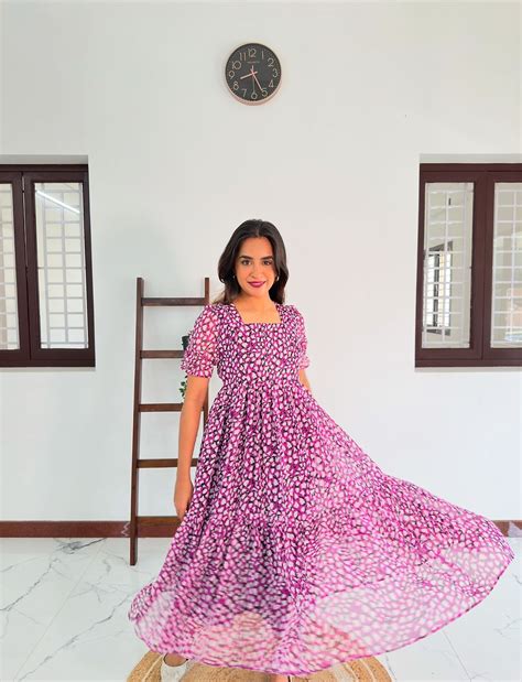 Anshitha georgette dress ( FEEDING (Zip Bottom to Up )OR NON FEEDING ...