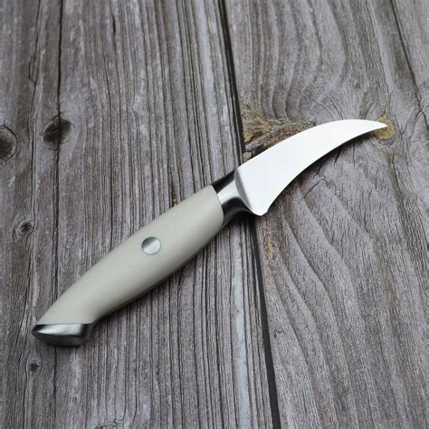 Everything You Need to Know About Curved Knife