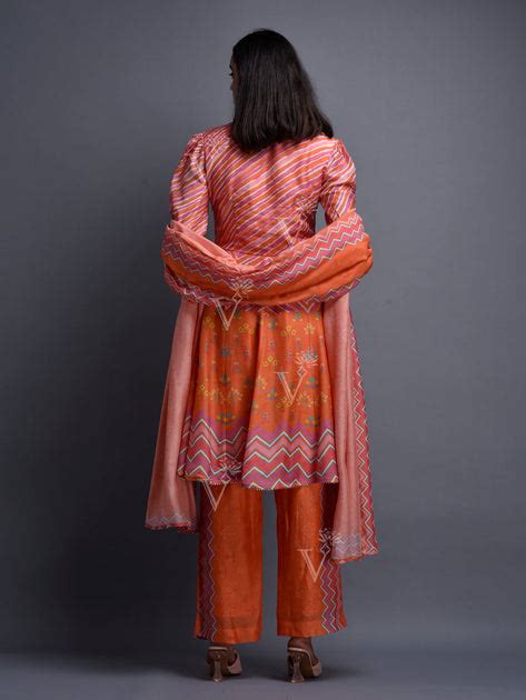 Buy Orange Vasansi Silk Leheriya Kurta Set Online – Vasansi Jaipur