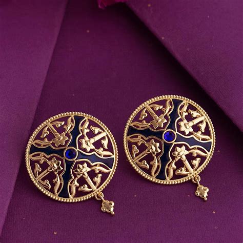 Swarnam Filigree Dome Earrings – VOYLLA