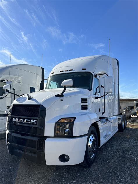 2020 MACK ANTHEM SLEEPER FOR SALE #3568