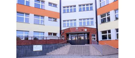 Szkoła Podstawowa nr 15 im. Gwarków Tarnogórskich w Tarnowskich Górach