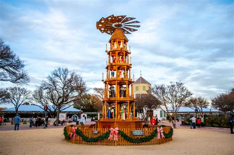 14 Fun Things to Do for Christmas in Fredericksburg, Texas
