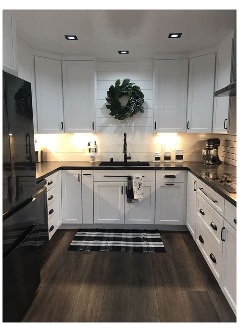 Black and White Kitchen #black #and #white #kitchen #floor #farmhouse ...