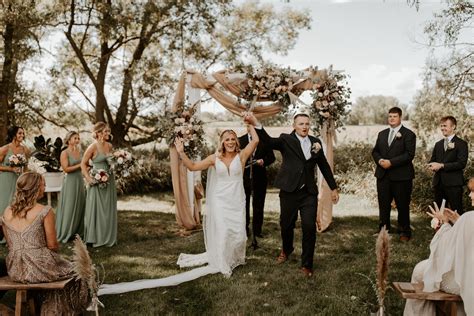 Twin Cities Venue — The Cottage Farmhouse