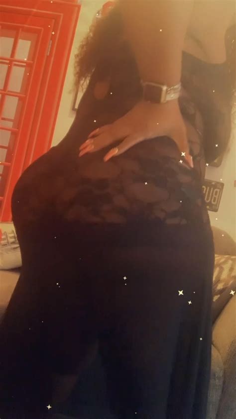 The real Chelesosothickwitit | Ayeee😜 #saturdayvibes #saturday #weekend #weekendvibes | Instagram