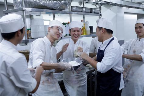 【东方美食官网】联合利华饮食策划携手百万厨师欢庆厨师节，助力提升厨师职业形象