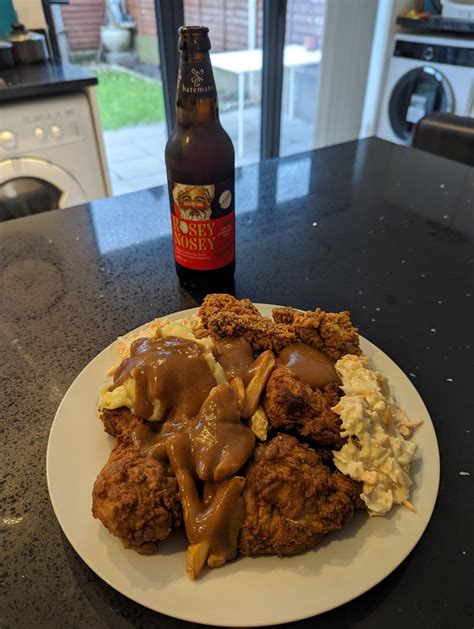 Solo Christmas = Japanese traditional Christmas dinner : r/CasualUK