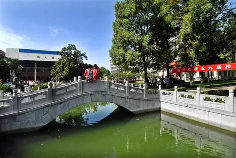 我校赴湖北省襄阳市第五中学开展招生宣传共建活动