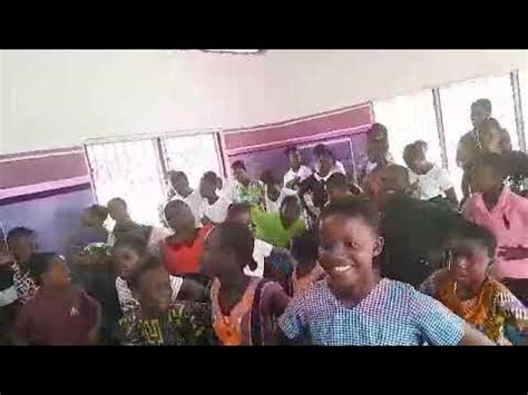 Shake Mango Tree Song 的图像结果